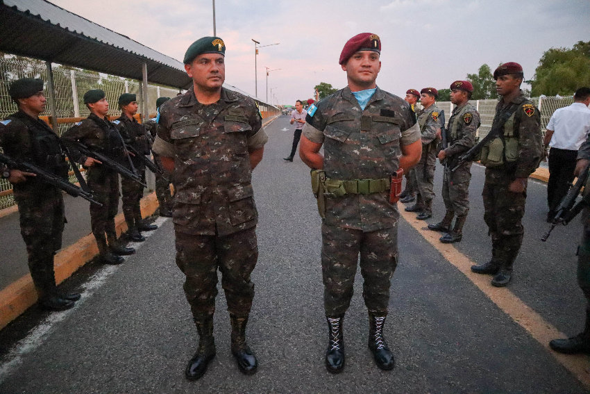 Fuerzas de seguridad mexicanas y guatemaltecas