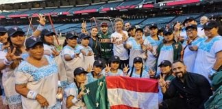 Amazonas hold up a Yucatán flag