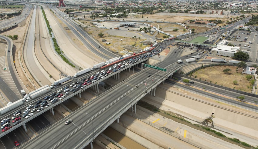US border authorities close Cd. Ju&aacute;rez-El Paso cargo crossing