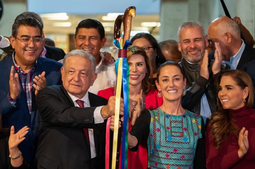 AMLO and Claudia Sheinbaum with the baton