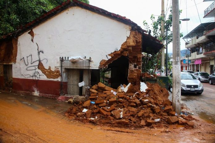 Tropical Storm Max leaves damages in Guerrero