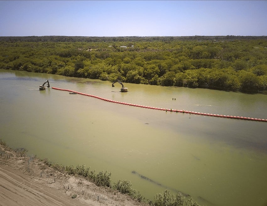 Rio Grande floating barrier