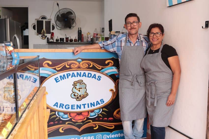 A love story of tacos, beer and empanadas: Meet Bety and Ale 