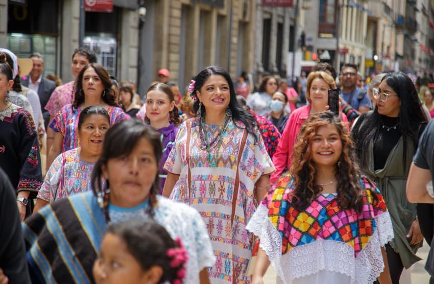 Cultural appropriation in Mexican vogue: The ‘Unique’ revolution