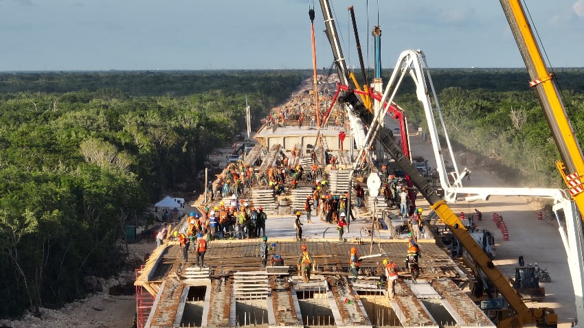 Trabajadores del Tren Maya