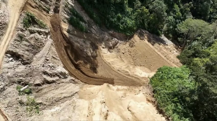 Sitio del colapso de carretera Puerto Escondido-Oaxaca