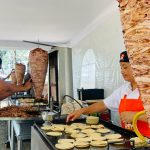 Taquiza for Acapulco: CDMX taco stand brings thousands of free tacos after hurricane Taquería Don Rey employees prepare tacos al pastor