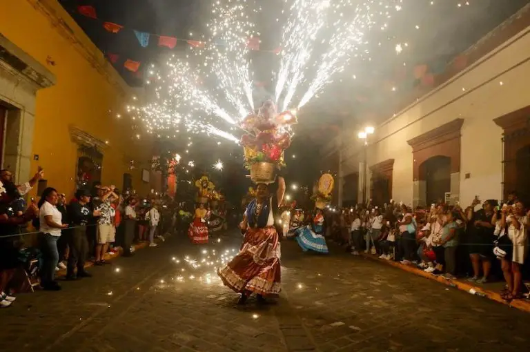 What S On Mexico S Cultural Calendar For 2024   939651 Festival Delegaciones Guelaguetza 2 Impreso 768x510 