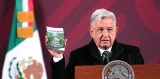 AMLO with Maya Train guide