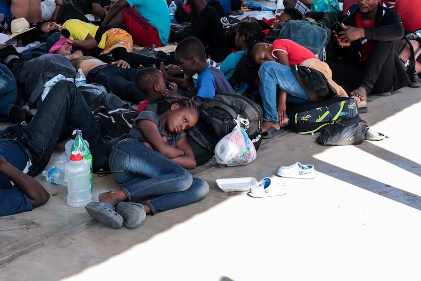 Migrants sleeping rough in Huixtla