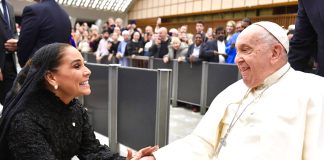 Governor Lezama with Pope Francis