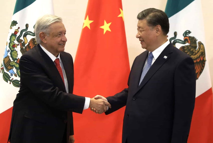 AMLO meets with Xi Jinping