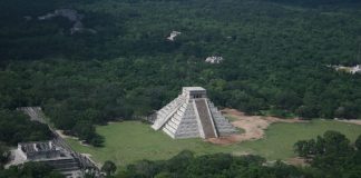 Chichén Itzá Temple of Kulkulcán