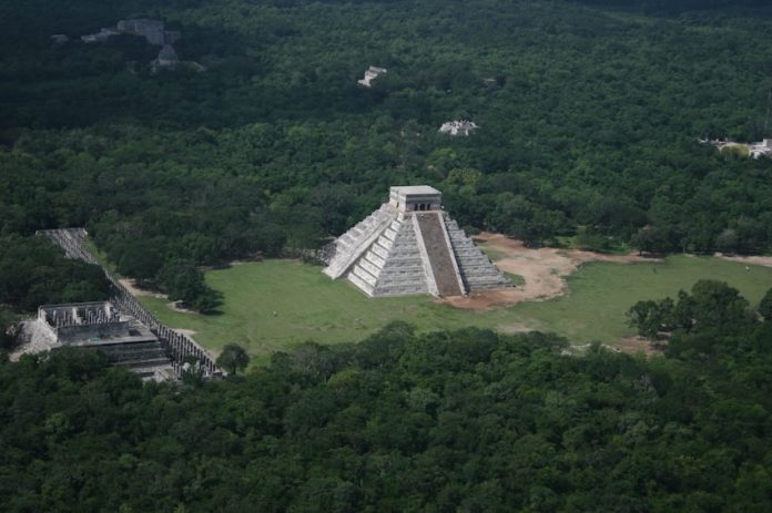 Chichén Itzá Temple of Kulkulcán