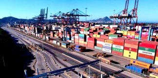 Shipping containers a the Manzanillo port