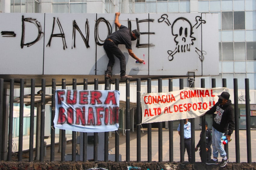 Protesters outside a government building in Mexico City