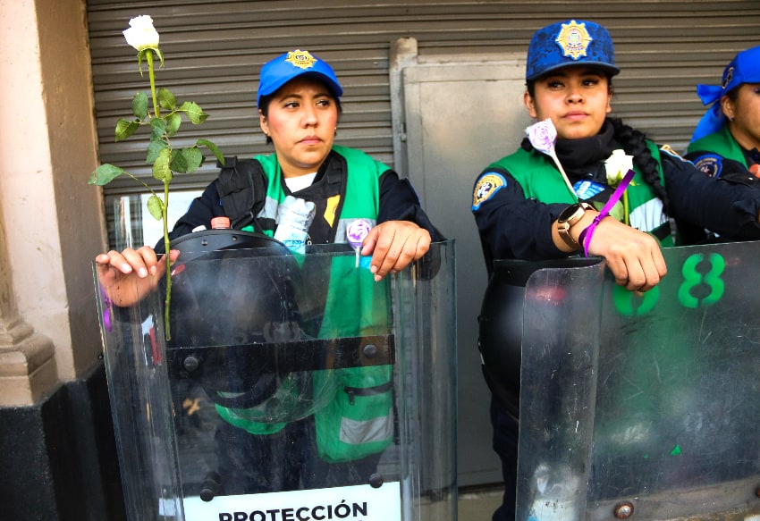 Women police officers in Mexico City