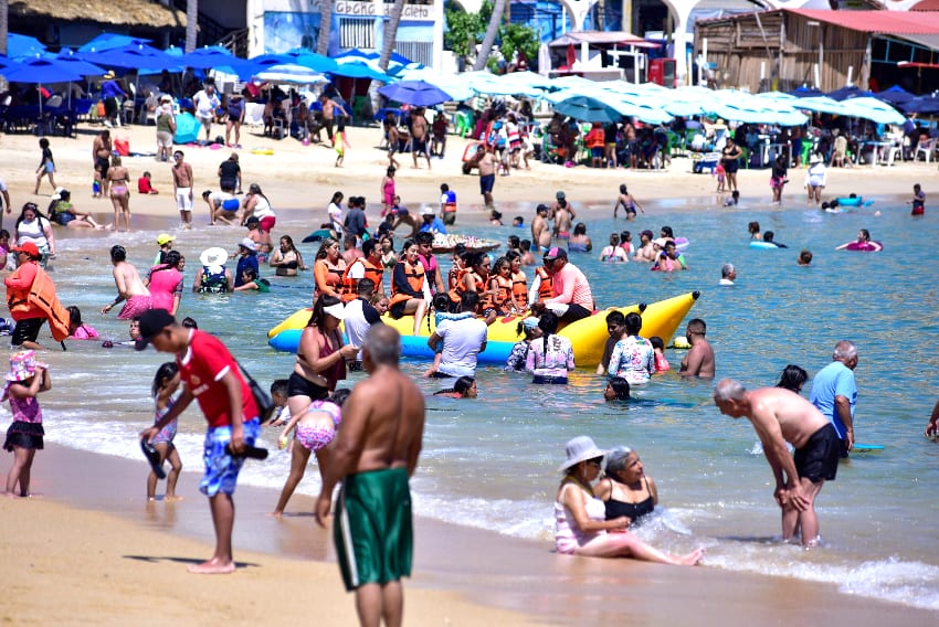 Crowds on a beach in Acapulco