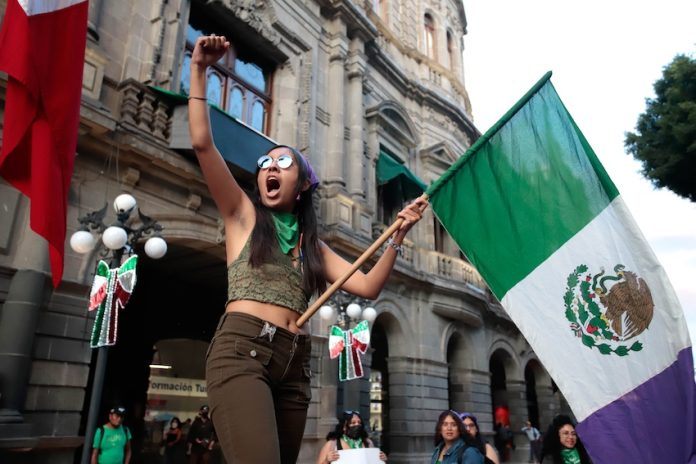 Abortion campaigner in Mexico
