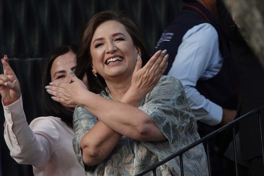 Presidential candidate Xóchitl Gálvez, representing the PAN-PRI-PRD coalition, arrives at Estudios Churubusco, where the second presidential debate was held.