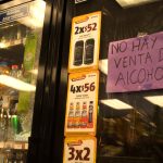 Sign that says "no alcohol sales" at a convenience store