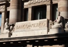 Facade of the Bank of Mexico building