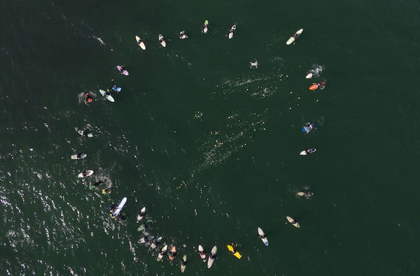 Missing tourists’ bodies identified in Ensenada; surfers pay tribute ...