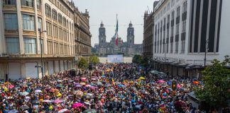 Nearly 20,000 people reported visited the Zócalo on it's first day as a pedestrian-only area.