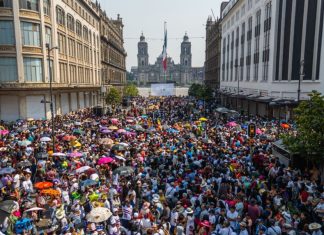 Nearly 20,000 people reported visited the Zócalo on it's first day as a pedestrian-only area.
