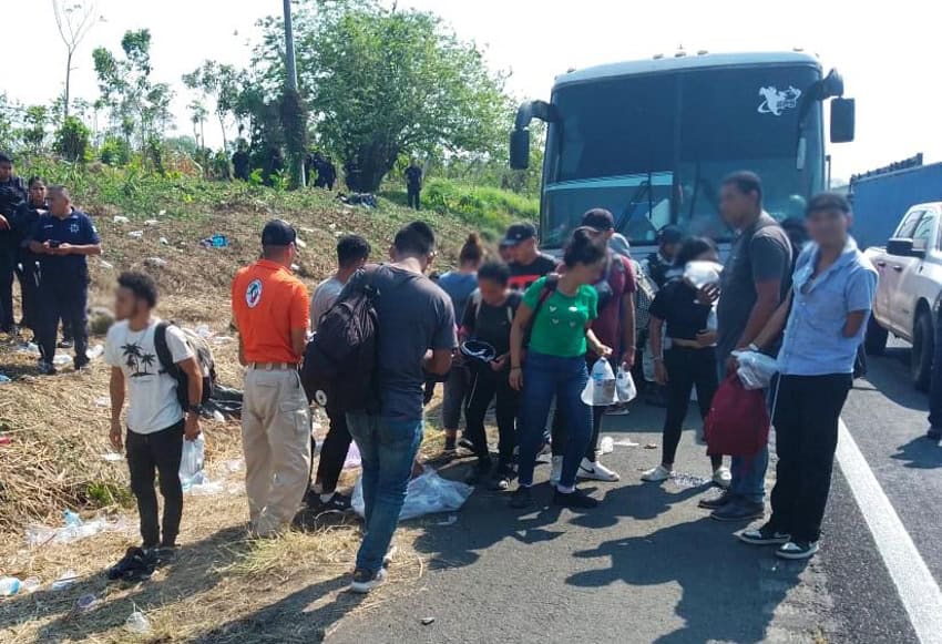 Migrants on the roadside in Veracruz