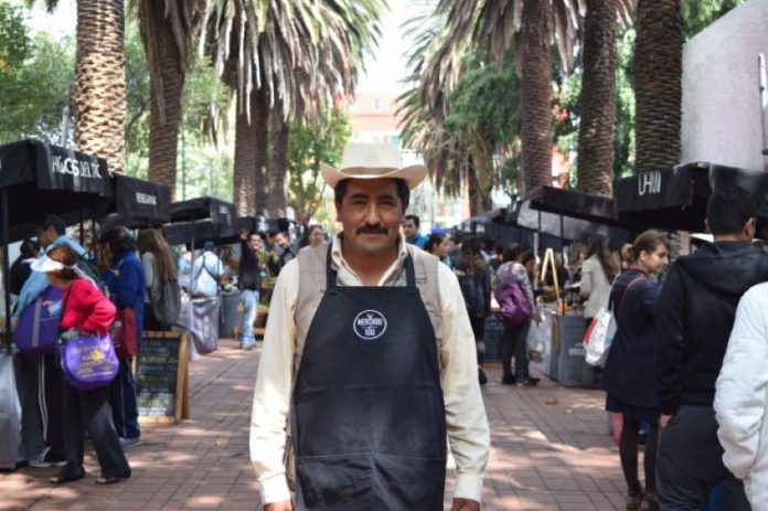 Mercado el 100, Mexico City