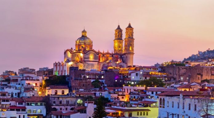 The town of Taxco at sunset