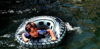 Fun in the water at the Chiquilistlán Falls. Some of the pools are ideal for kids.