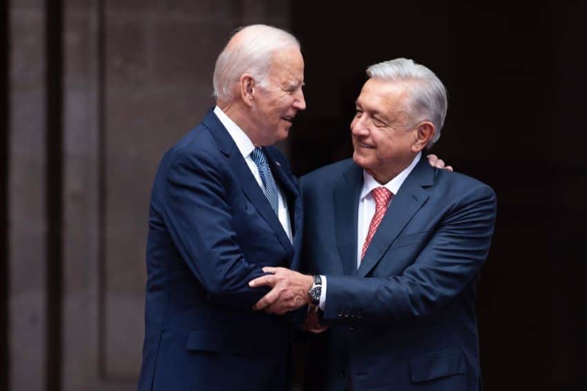 AMLO, president of Mexico, and Joe Biden, president of US, hugging