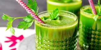 Green juice or jugo verde