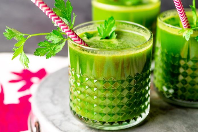 Green juice or jugo verde