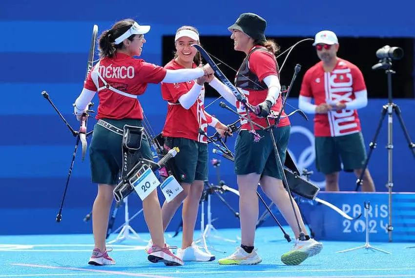 Mexico's women's archery team at the Paris Olympics