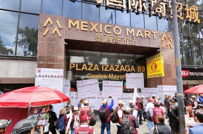 The market operated in a 16-story building known as Plaza Izazaga 89, located at the southern end of the capital’s Historic Center.