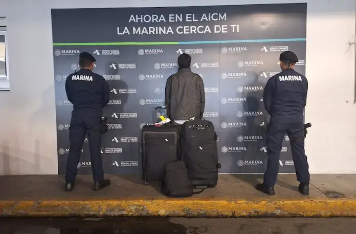 A drug bust at Mexico City International Airport (AICM)