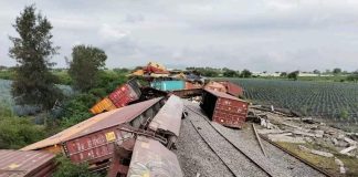 A cargo train derailment in La Barca, Jalisco