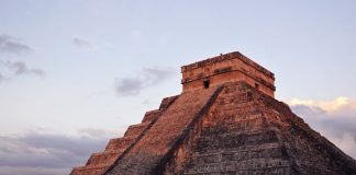 Chichén Itzá saw a 26.4% increase in international tourists and a 19% decrease in domestic tourists.