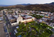 Aerial shot of the main square of Ahuacatlan.