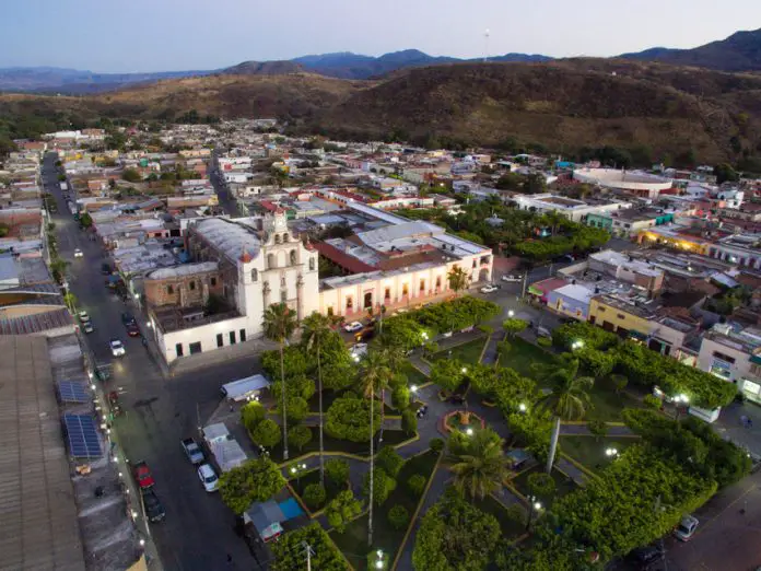 Aerial shot of the main square of Ahuacatlan.