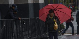 Very heavy rainfall (50-75 mm) is expected in Chihuahua, Chiapas, Guerrero, Oaxaca, Sinaloa and Sonora.