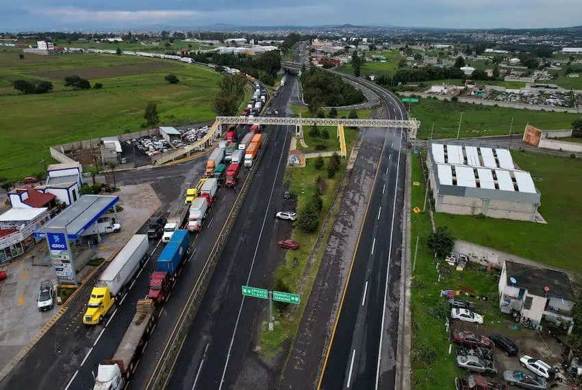 Residents of Santa Rita Tlahuapan shut down the Mexico City-Puebla highway on Tuesday