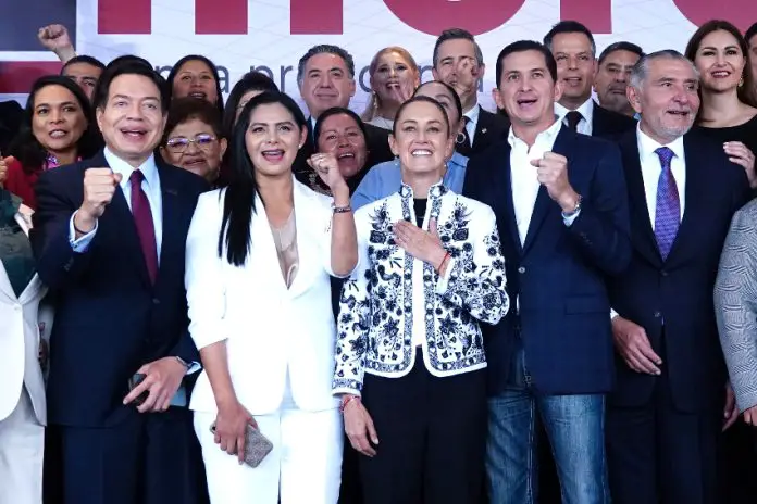 Claudia Sheinbaum stands with Morena party leaders