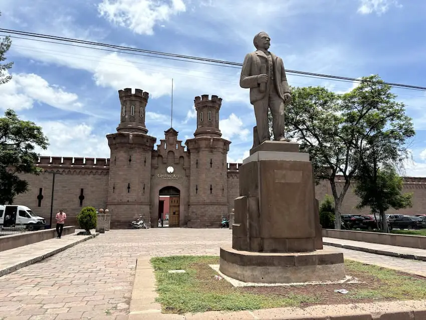 Leonora Carrington museum SLP