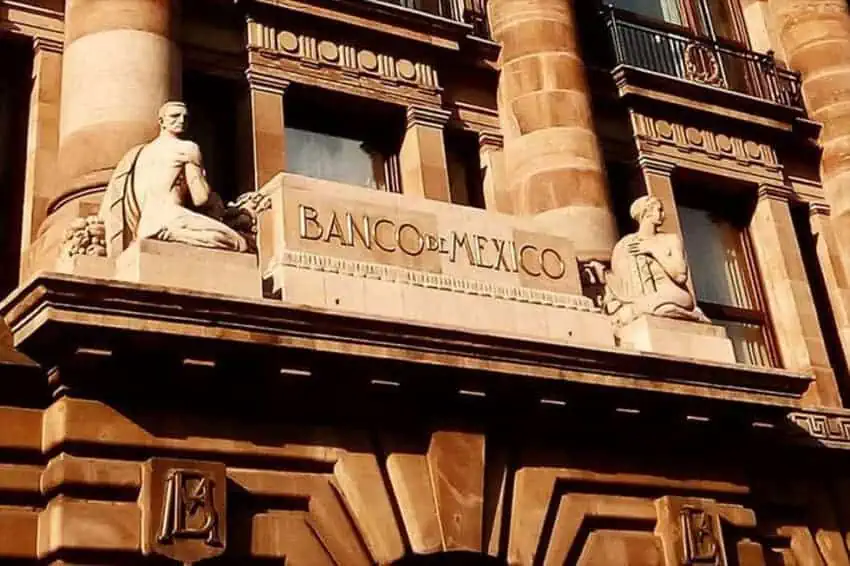 Facade of the Bank of Mexico