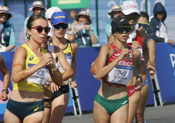 Mexican race walker Alegna González competes in the Paris Olympics