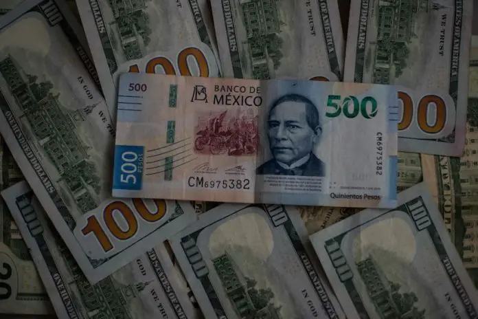 The peso was the most depreciated currency today due to the increase in the probability of approval of the reform to the judicial power.